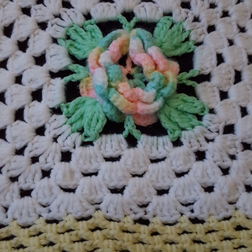 Crochet Blanket. - Picture 7 of 7